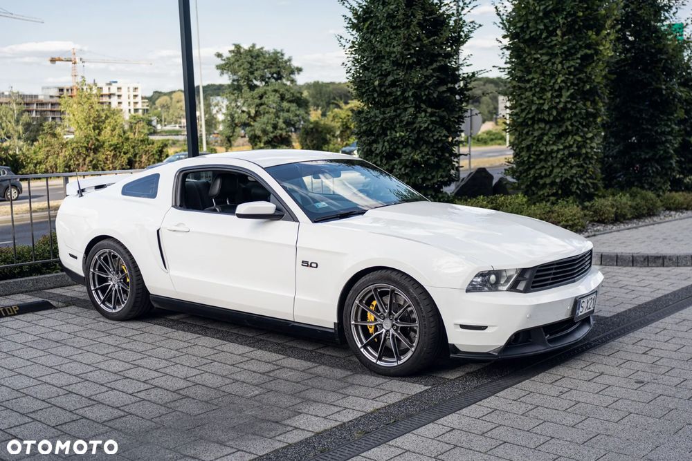 Ford Mustang 5.0 V8 GT Premium - 4