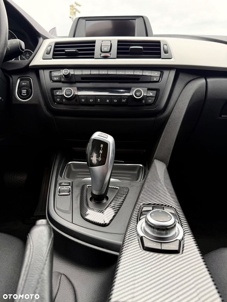 BMW Seria 3 - 18