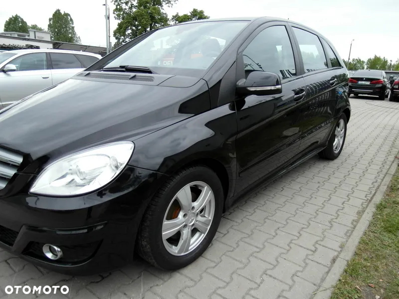 Mercedes-Benz Klasa B 180 CDI DPF Special Edition - 14