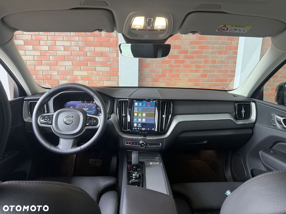 Volvo XC 60 B5 B AWD Plus Bright - 16