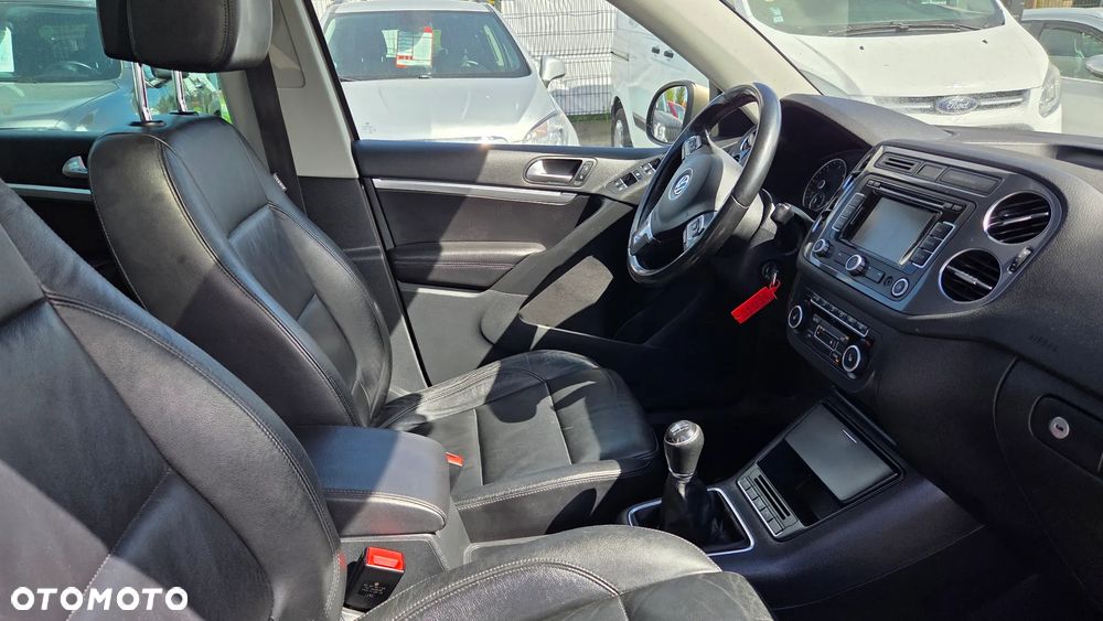 Volkswagen Tiguan 2.0 TDI DPF BlueMotion Technology Exclusive - 13