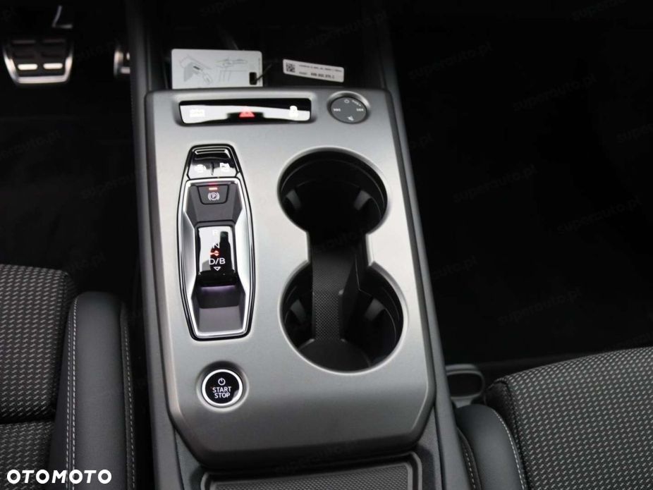 Audi Q4 e-tron - 11