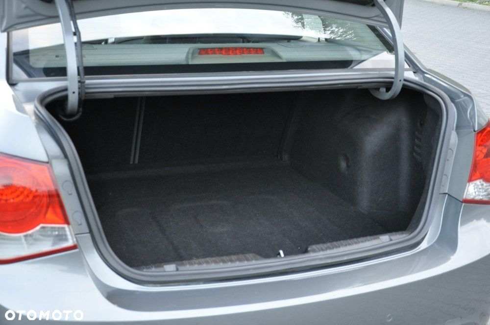 Chevrolet Cruze 2.0 VDCi LS - 12