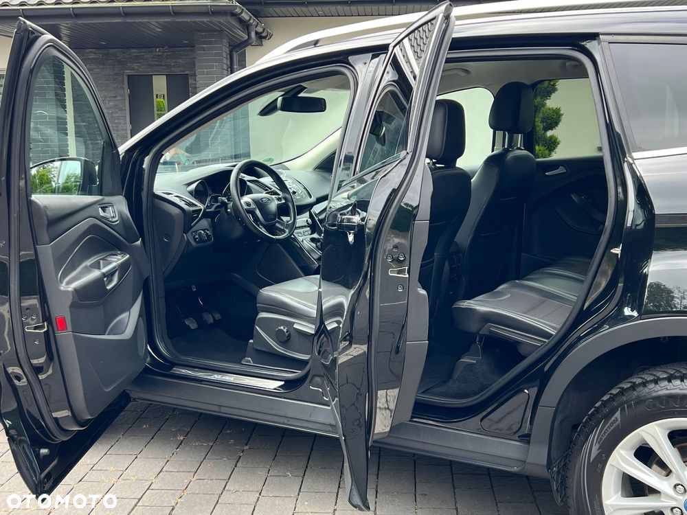 Ford Kuga 2.0 TDCi 2x4 Titanium - 21
