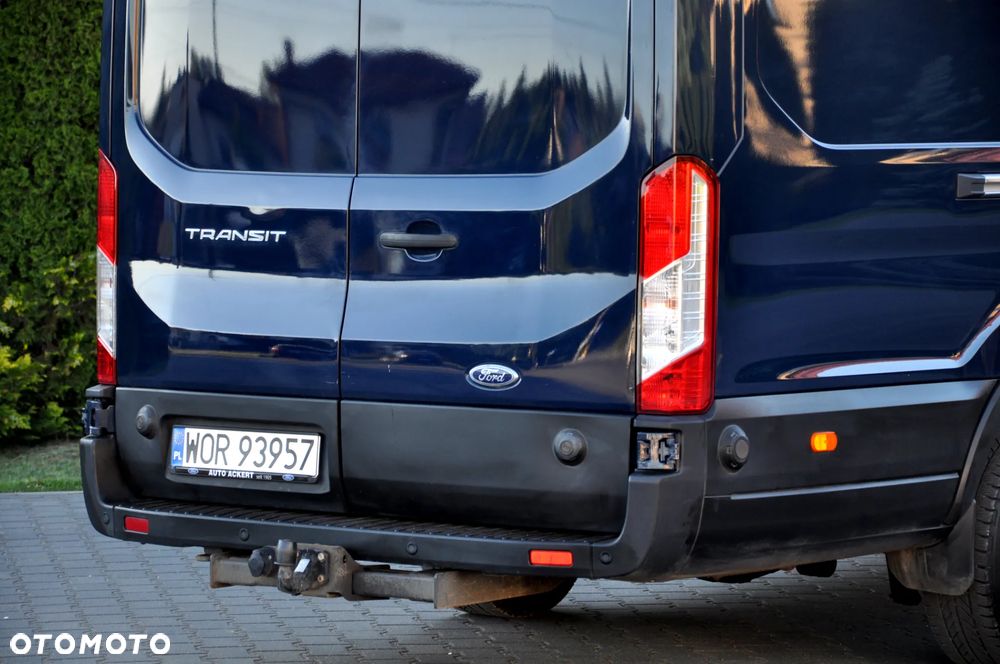 Ford Transit - 12