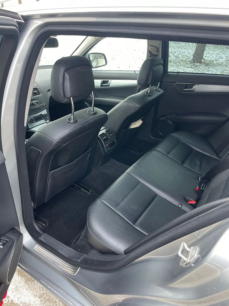 Mercedes-Benz Klasa C - 12