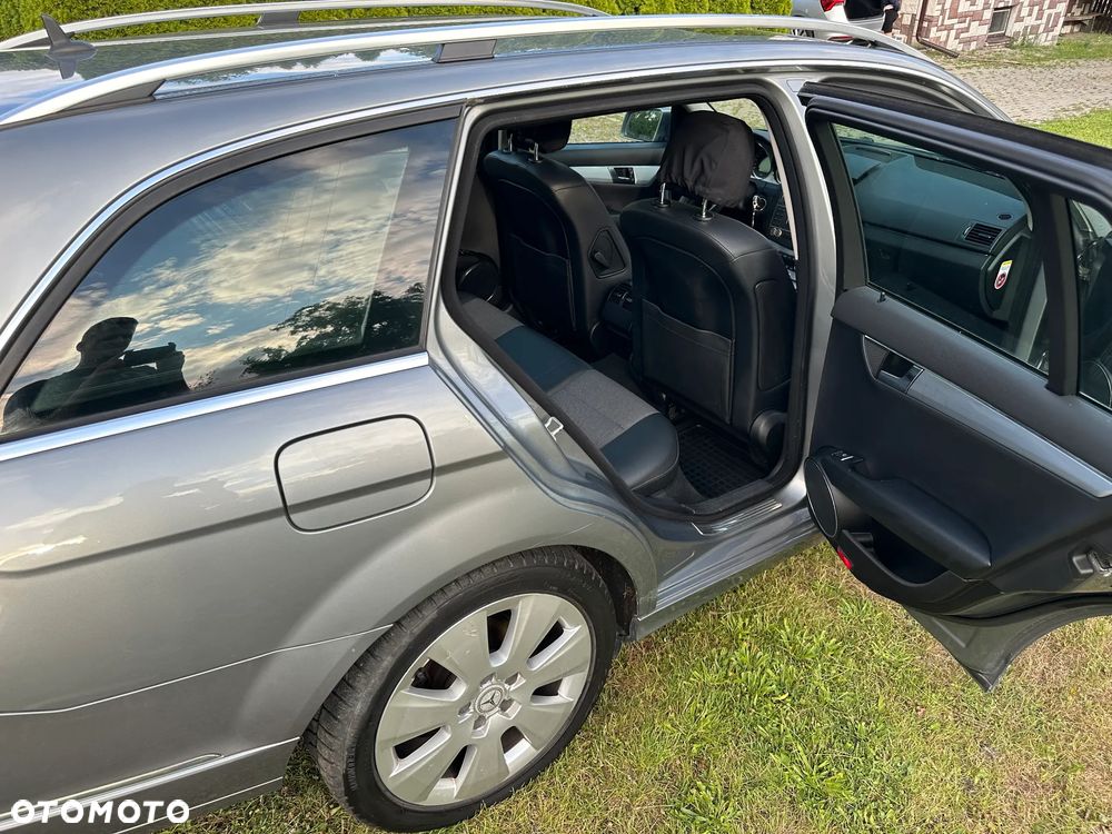 Mercedes-Benz Klasa C 200 CDI BlueEff Avantgarde - 5