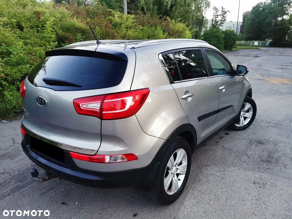 Kia Sportage 2.0 L 2WD - 6