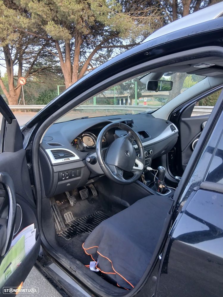 Renault Mégane Sport Tourer 1.5 dCi Confort - 14