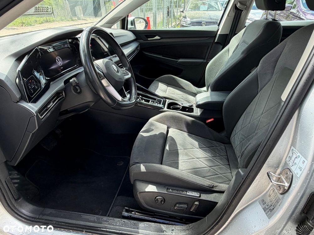 Volkswagen Golf - 18