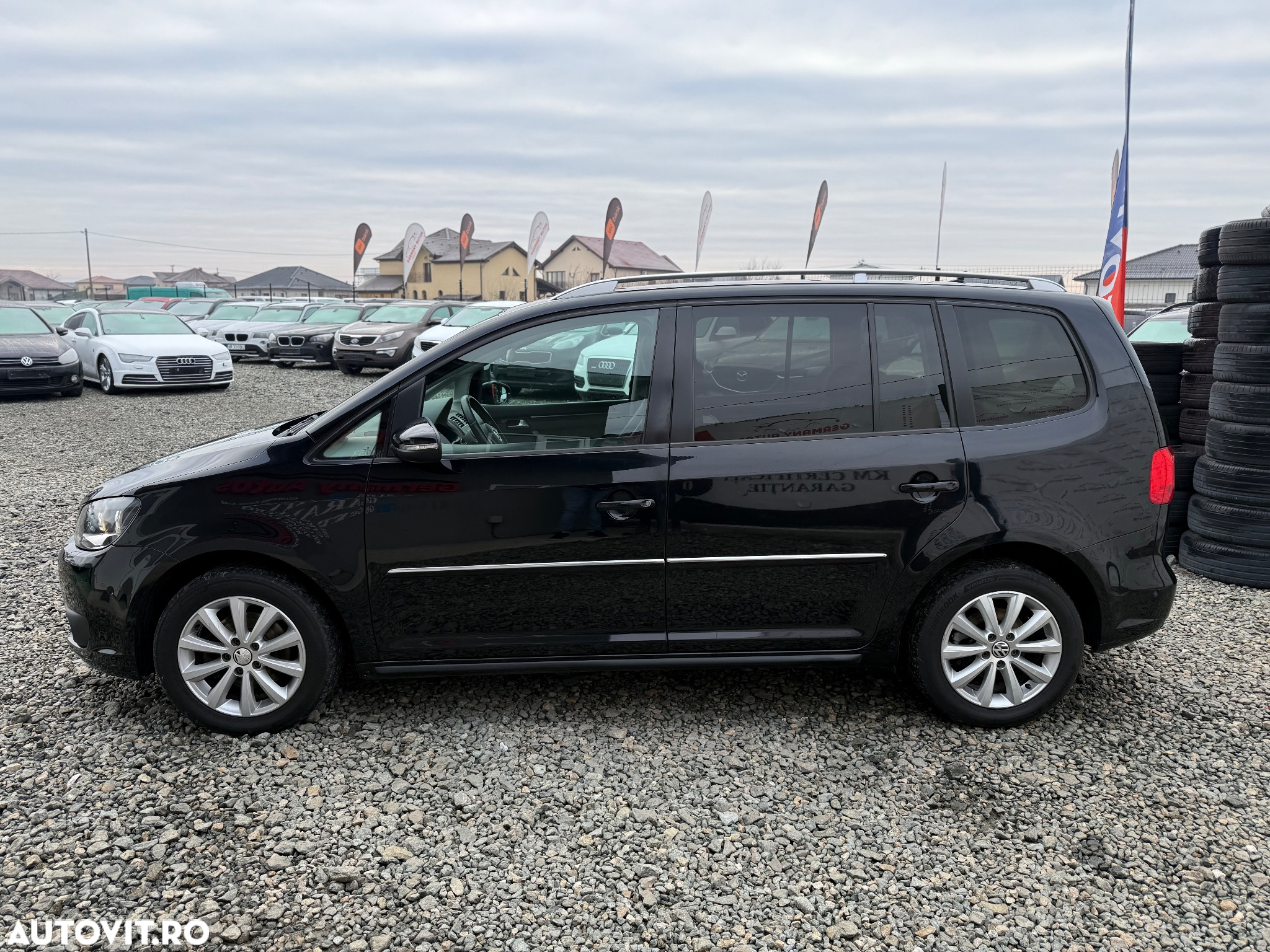 Volkswagen Touran 1.6 TDI DSG Highline - 5