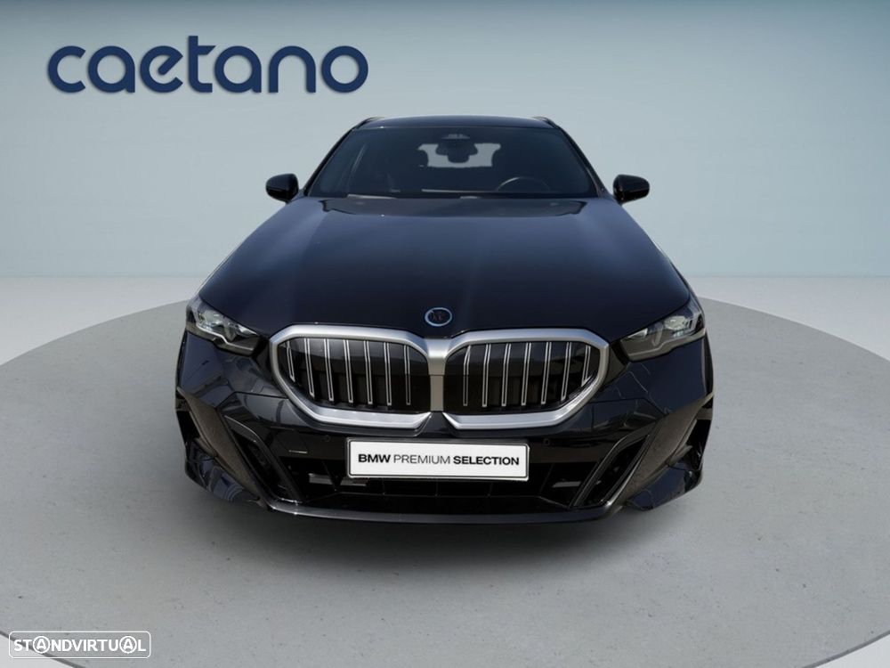 BMW 530 e Pack Desportivo M - 2