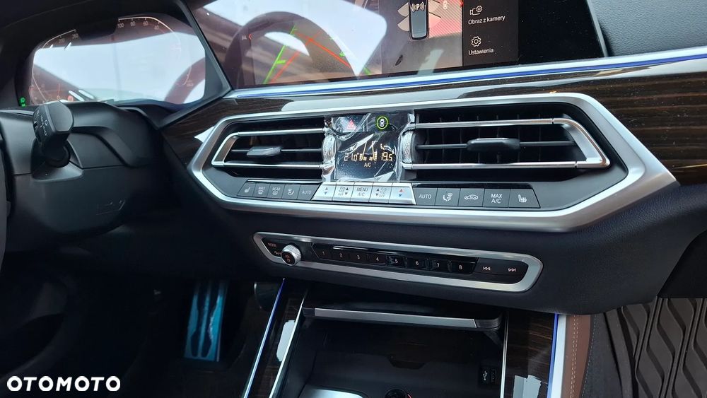 BMW X5 xDrive30d mHEV - 29