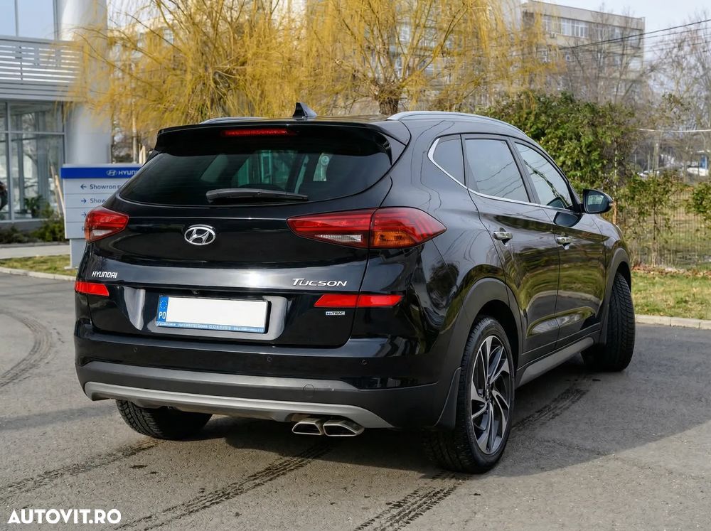 Hyundai Tucson - 2