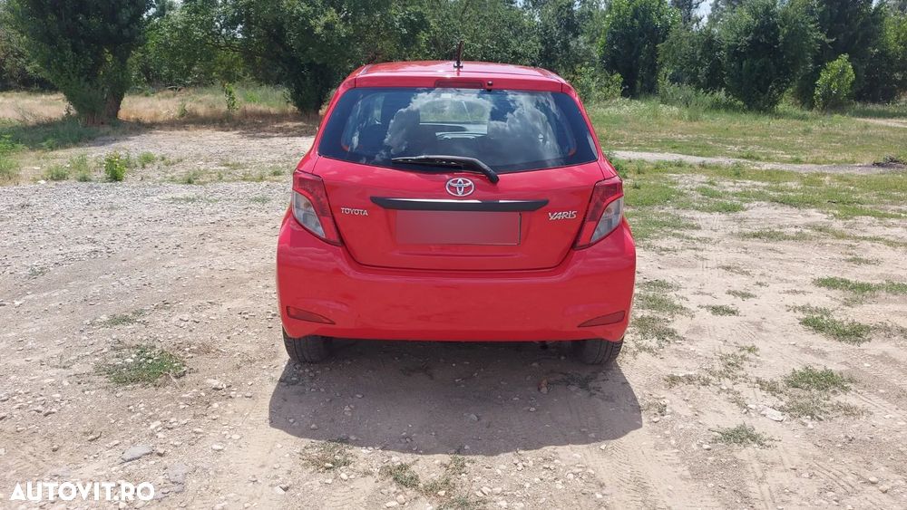 Toyota Yaris - 6