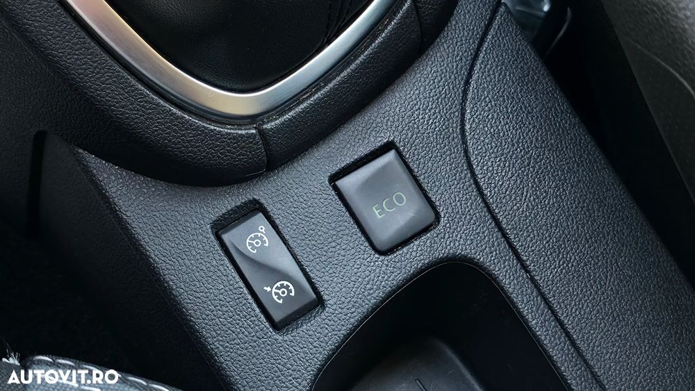 Renault Clio Energy dCi 90 Start & Stop Intens - 34