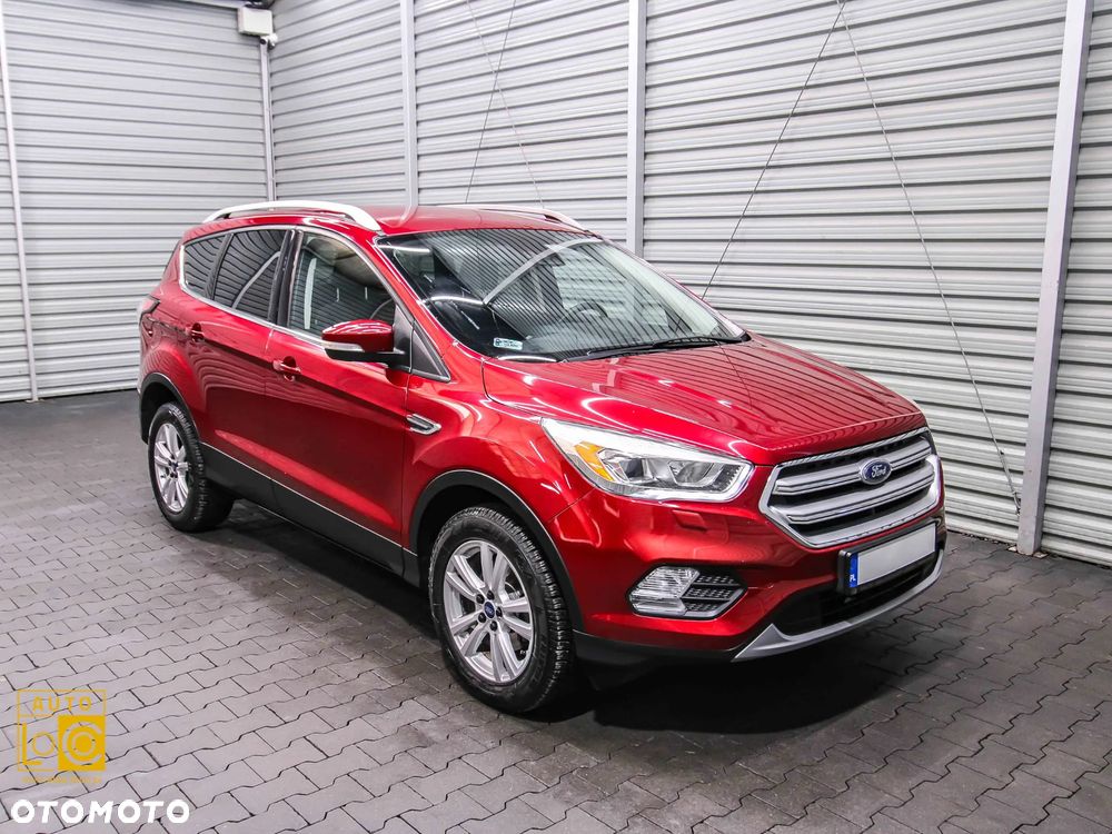 Ford Kuga 1.5 EcoBoost 2x4 Titanium - 6