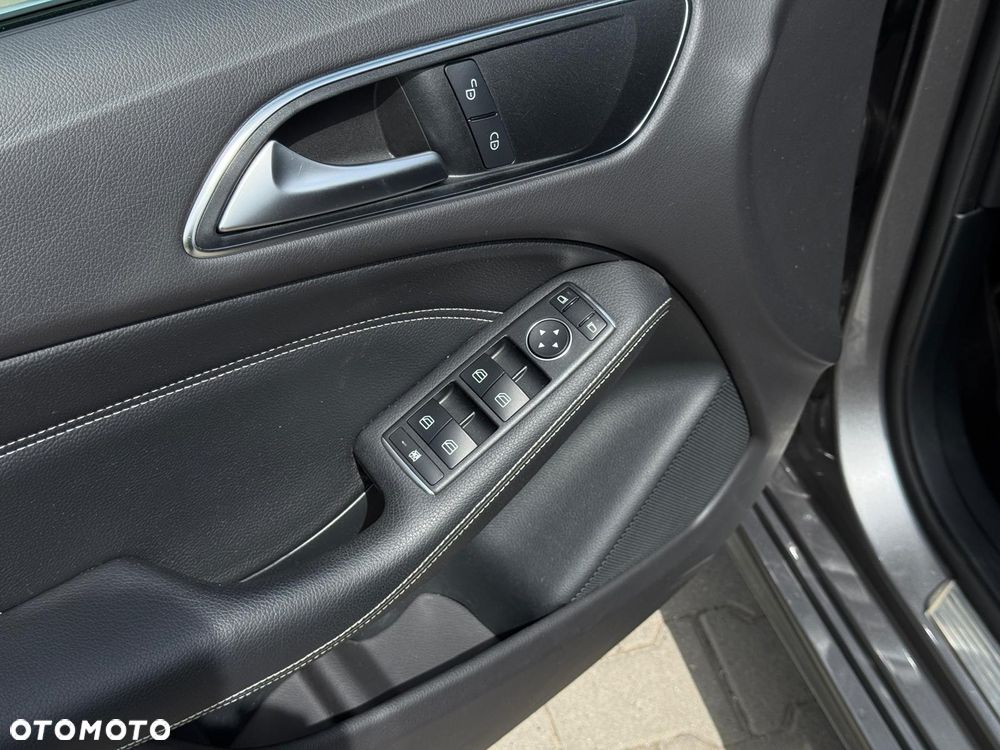 Mercedes-Benz Klasa B 180 BlueEFFICIENCY Edition Style - 17