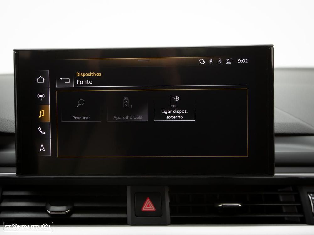 Audi A4 Avant 35 TDI S line S tronic - 31