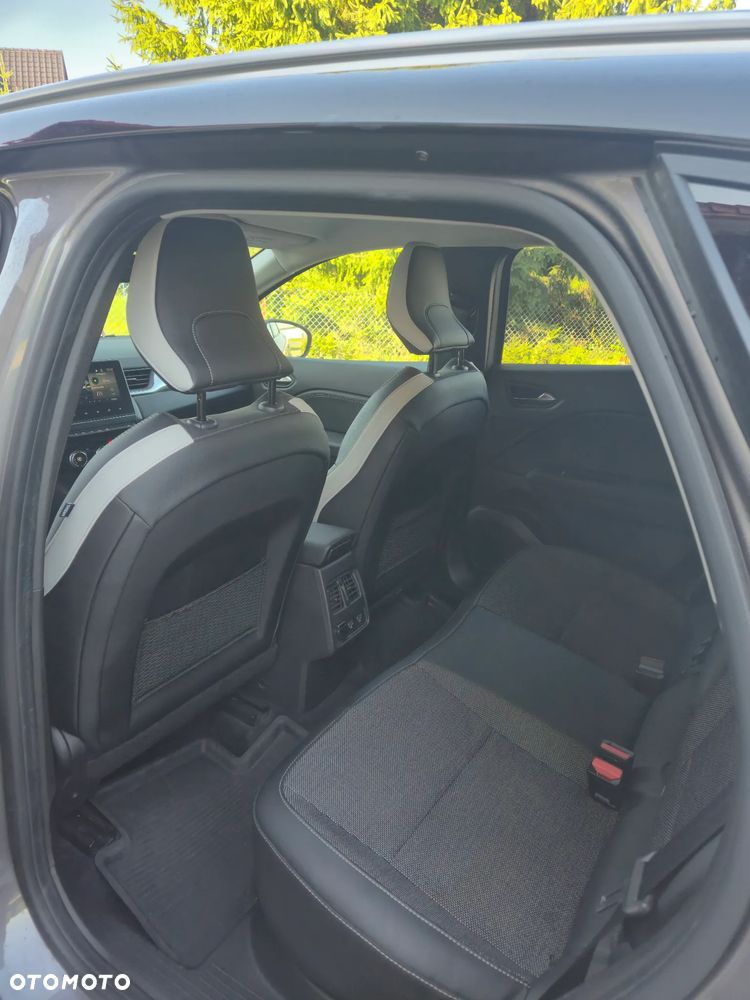 Renault Captur 1.3 TCe mHEV Techno EDC - 13