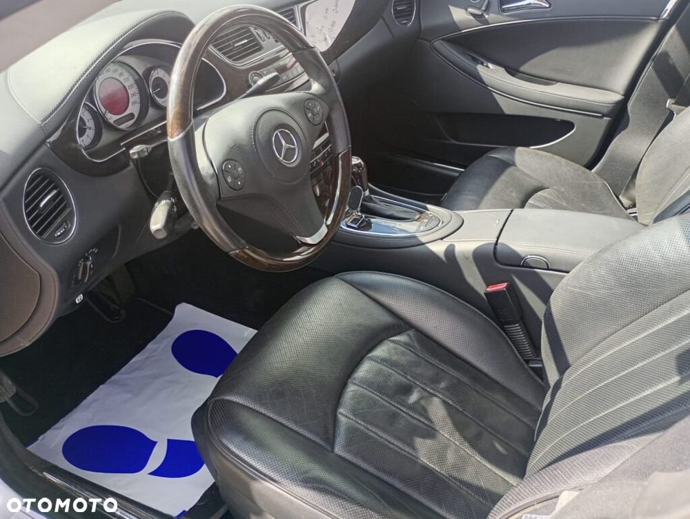 Mercedes-Benz CLS 300 7G-TRONIC - 11