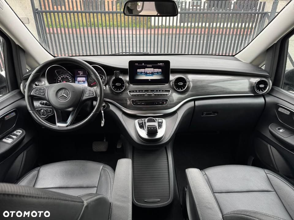 Mercedes-Benz Klasa V 300 d lang 4Matic 9G-TRONIC Avantgarde Edition Edition 19 - 10