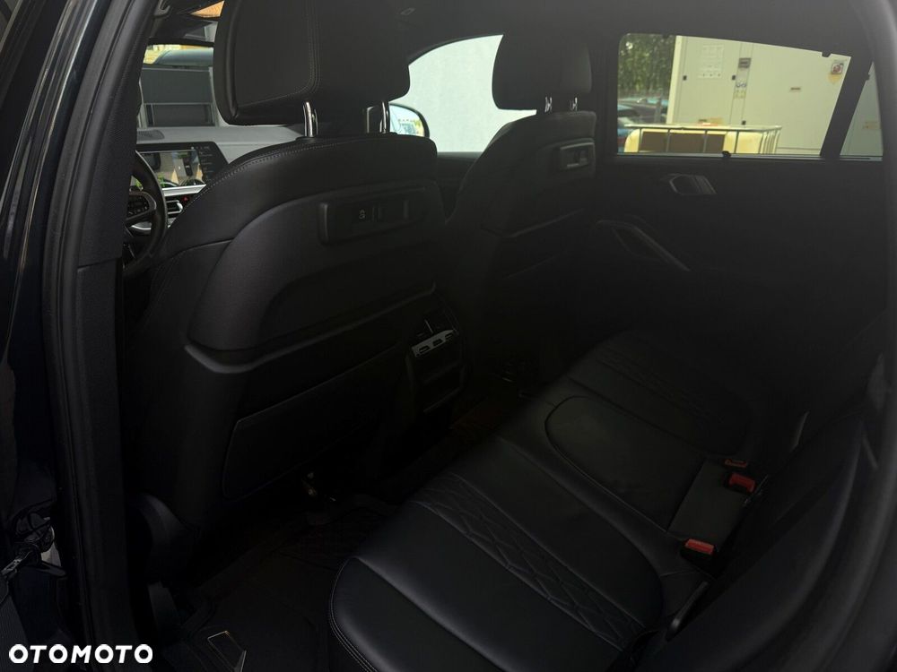 BMW X6 - 16
