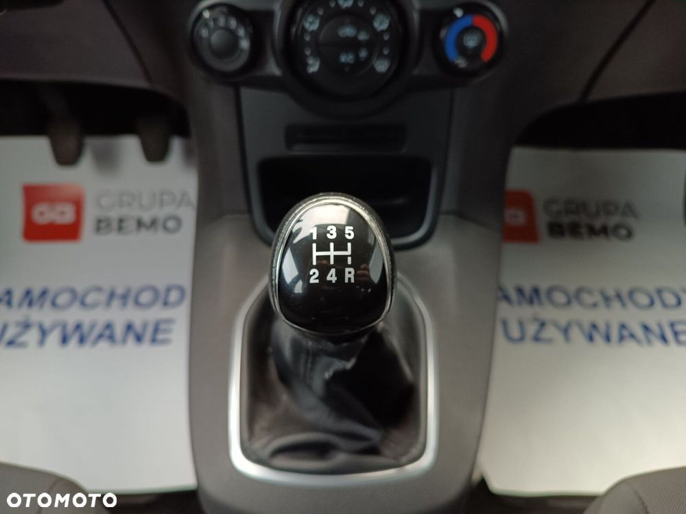 Ford Fiesta 1.25 Ambiente - 21