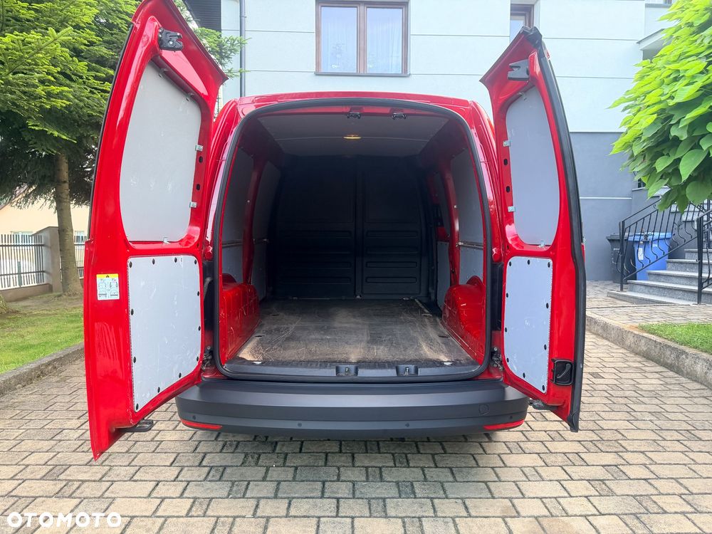 Volkswagen Caddy Maxi - 36