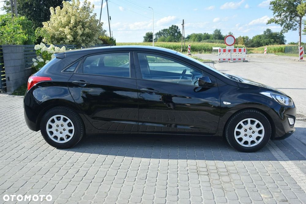 Hyundai i30 1.4 Classic - 10