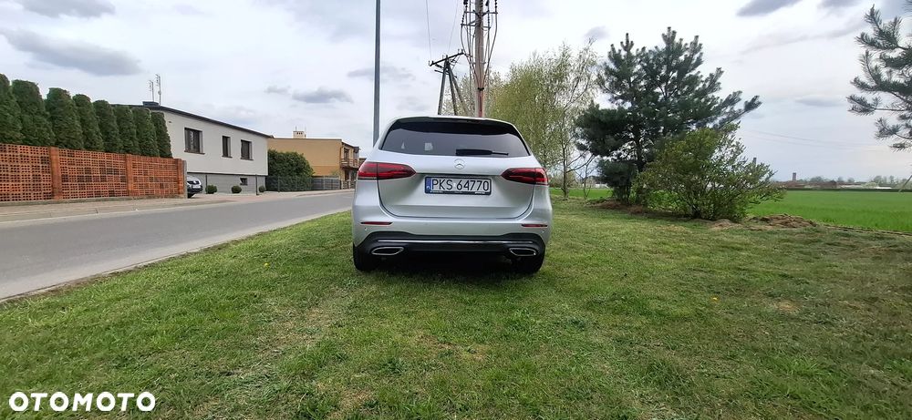 Mercedes-Benz Klasa B 180 7G-DCT Edition 19 - 5