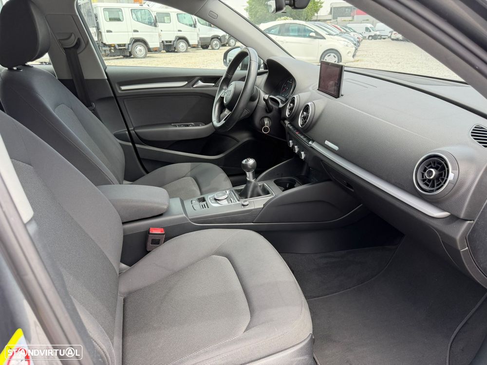 Audi A3 Sportback 1.6 TDI - 11