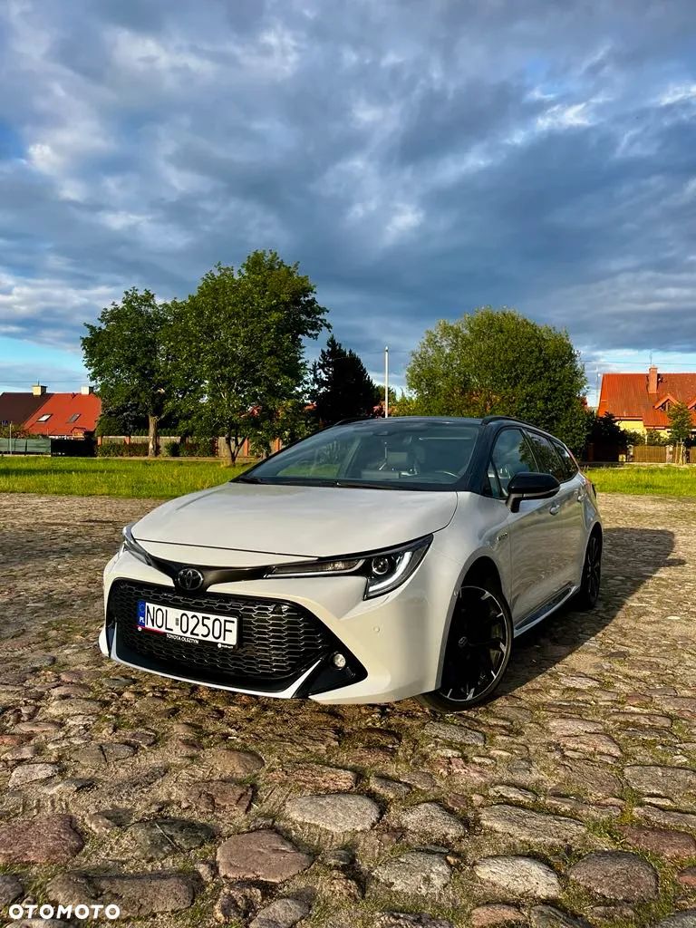 Toyota Corolla - 1