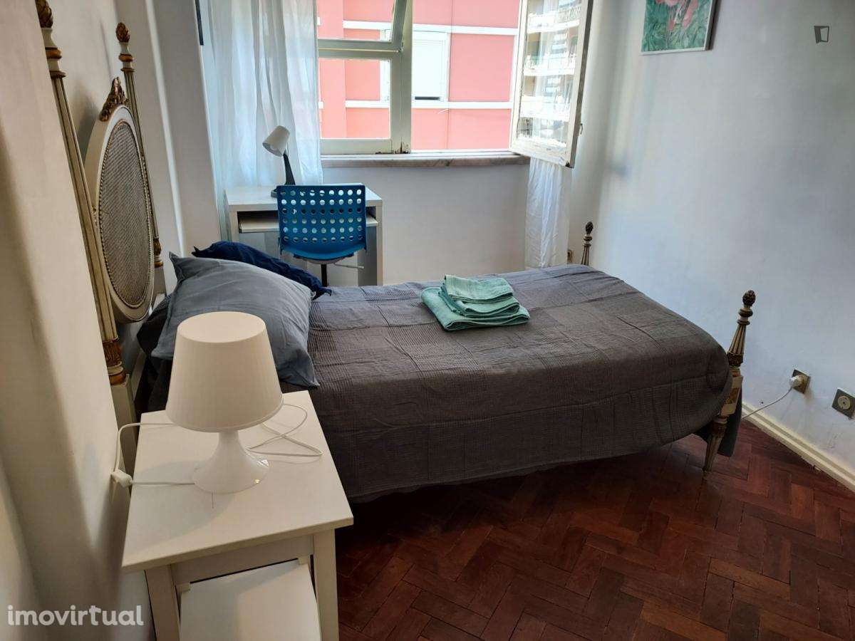 Quarto - localizado em Arroios Lisbon - Grande imagem: 2/26