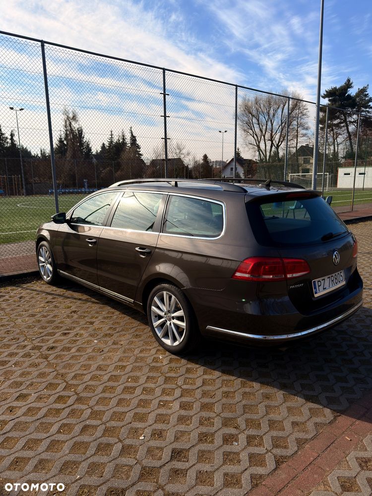 Volkswagen Passat 1.6 TDI Comfortline - 35