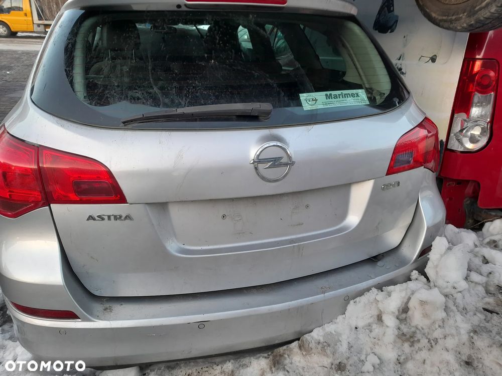 Klapa tylna pokrywa bagażnika OPEL Astra J kombi 09-15r. Z176 - 3