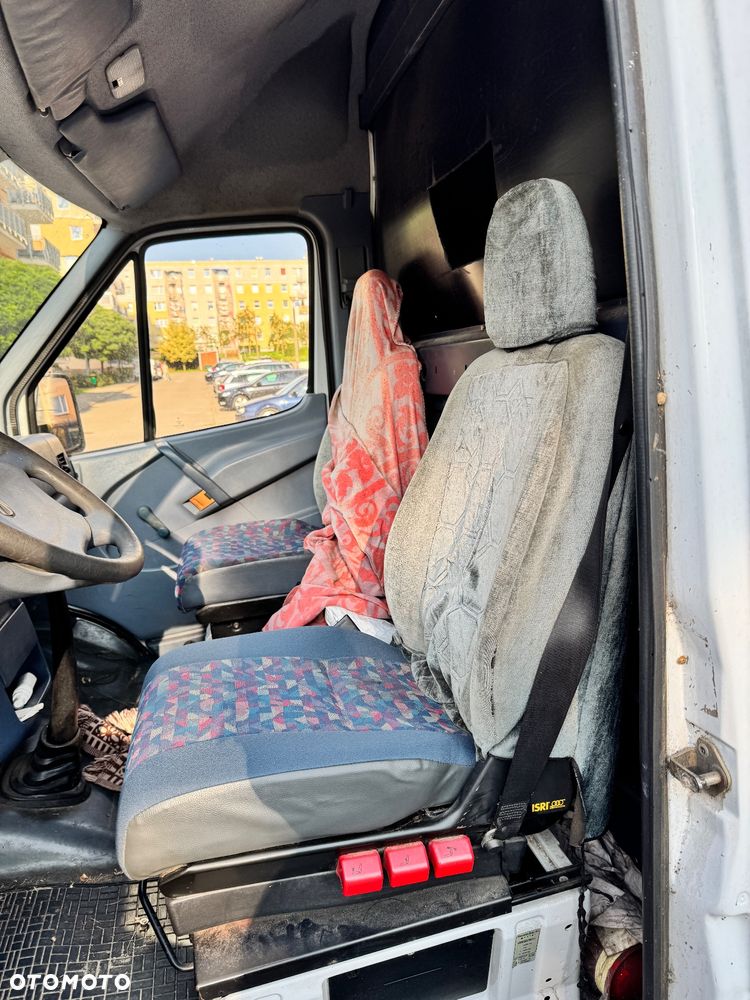 Mercedes-Benz Sprinter - 6