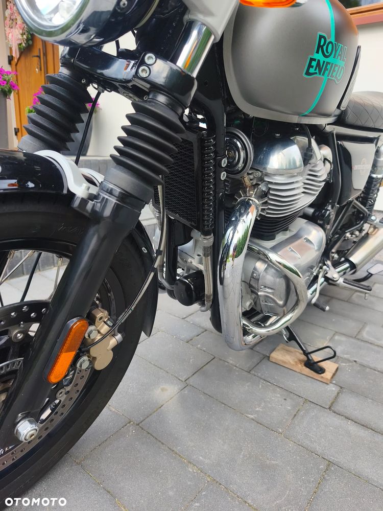 Royal Enfield Continental - 23