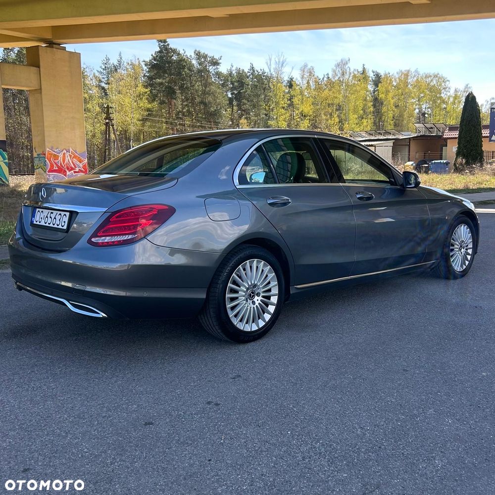 Mercedes-Benz Klasa C 180 Kompressor Automatik BlueEFFICIENCY Elegance - 9