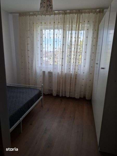 Închiriere apartament 3 camere — fotografia 3