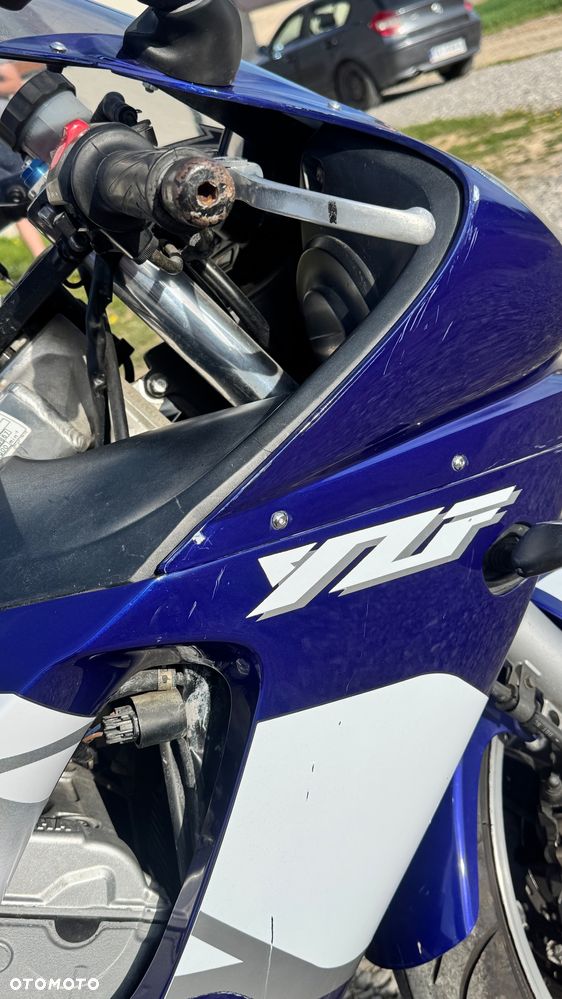 Yamaha R6 - 5