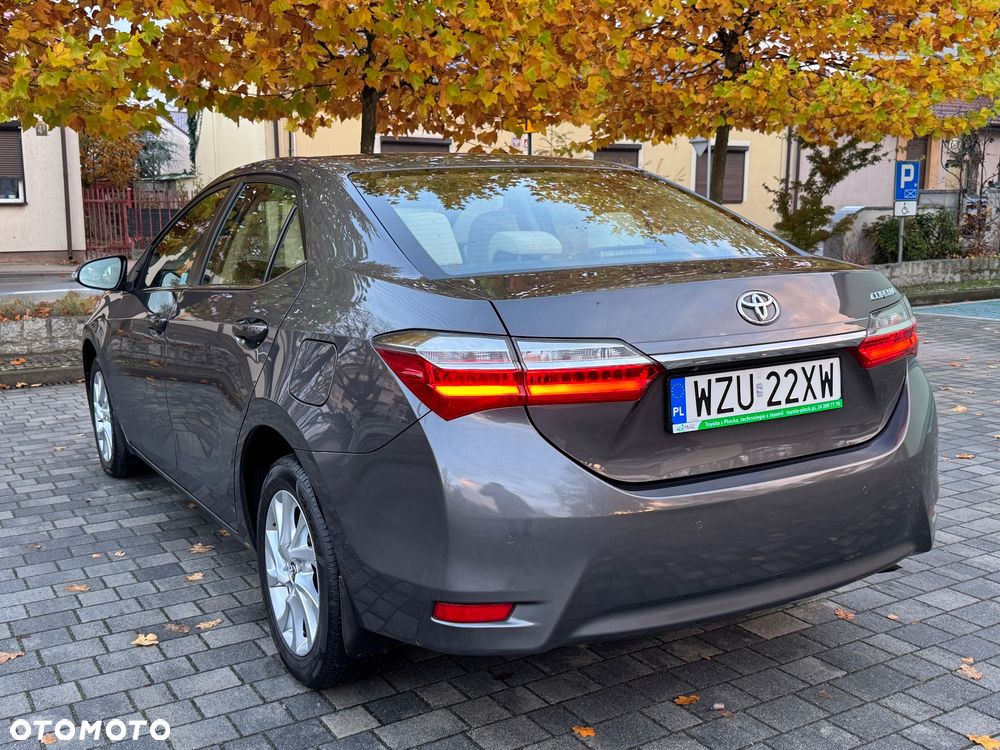 Toyota Corolla - 6