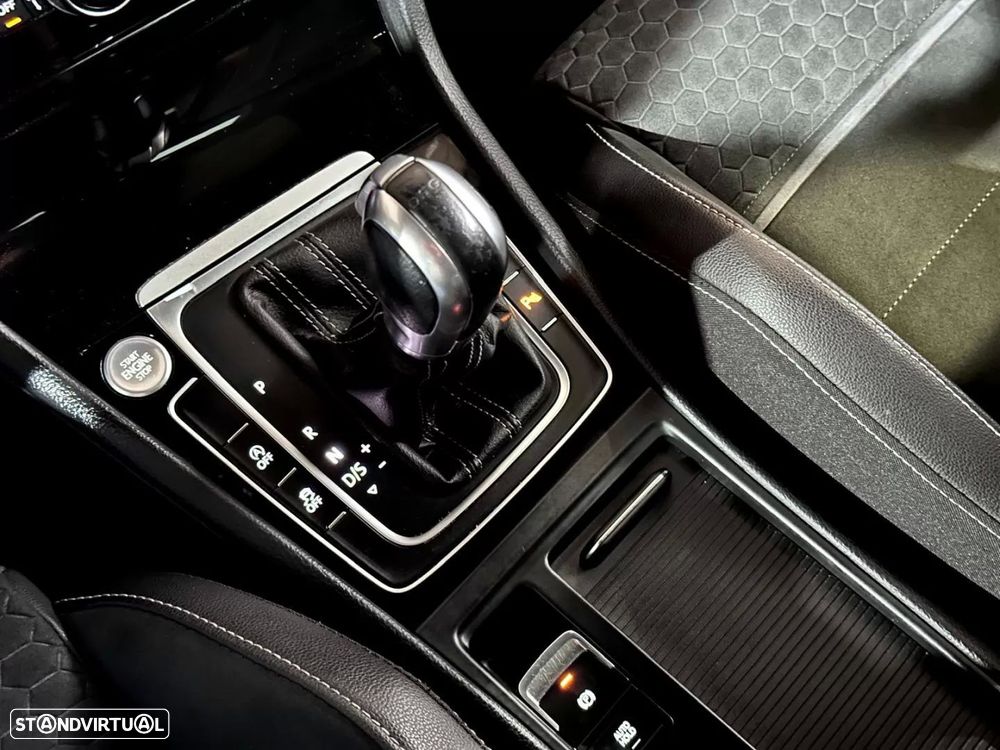 VW Golf Variant 2.0 TDi GTD DSG - 31