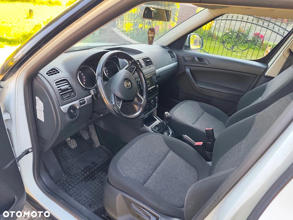 Skoda Yeti 2.0 TDI SCR 4x4 Active - 11
