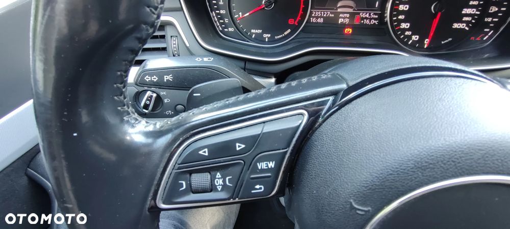Audi A4 Avant 2.0 TDI Quattro Design S tronic - 9