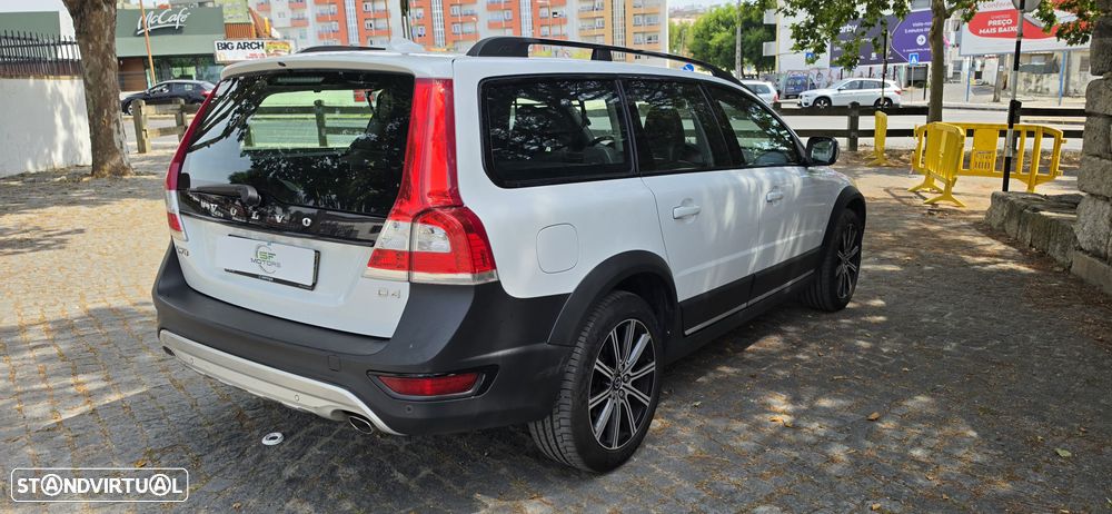 Volvo XC 70 2.0 D4 Momentum Geartronic - 6