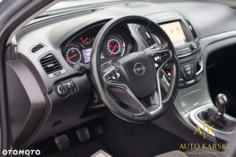 Opel Insignia - 21