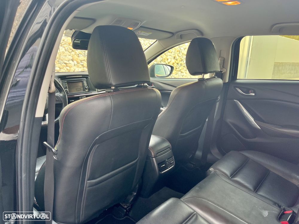 Mazda 6 2.2 SKY-D Excellence Navi - 30