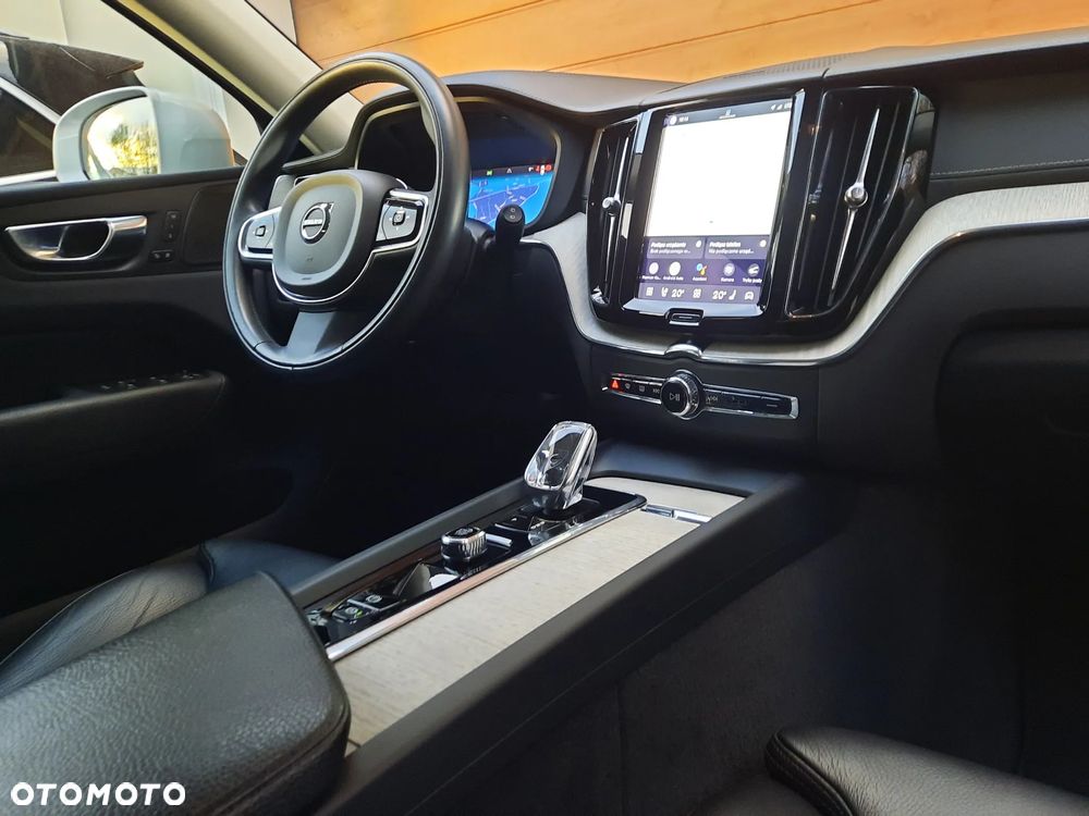 Volvo XC 60 B4 B Inscription - 23