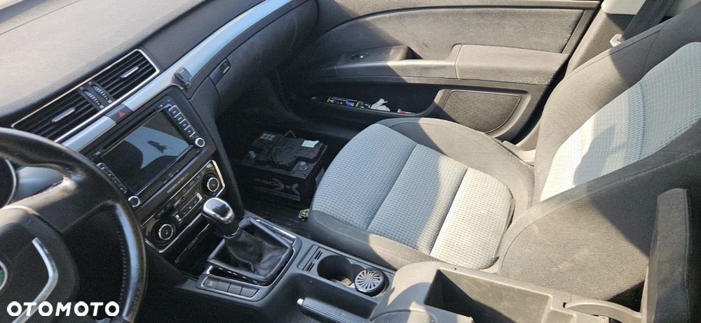 SKODA SUPERB II 08-13 - ZAMEK DRZWI PRZÓD TYL LEWY PRAWY - 30